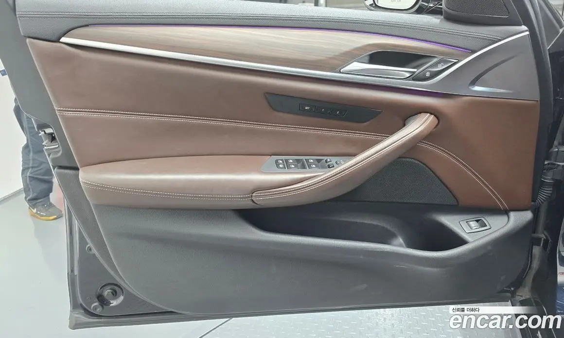 BMW 5 серия 2017 2.0 автомат (гидро), фото 14