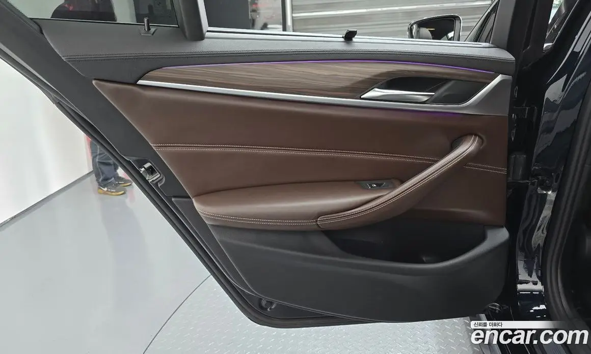BMW 5 серия 2017 2.0 автомат (гидро), фото 15