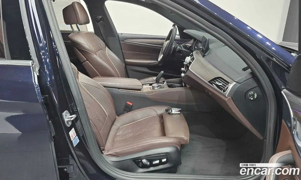 BMW 5 серия 2017 2.0 автомат (гидро), фото 16