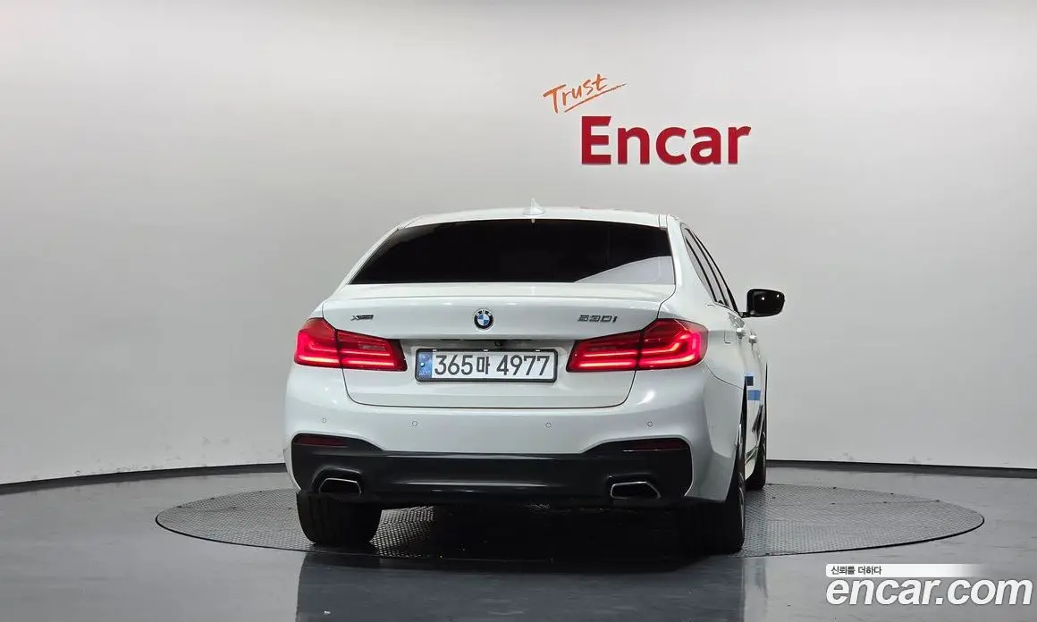 BMW 5 серия 2017 2.0 автомат (гидро), фото 4 BMW 5 серия 2017 2.0 автомат (гидро), фото 4