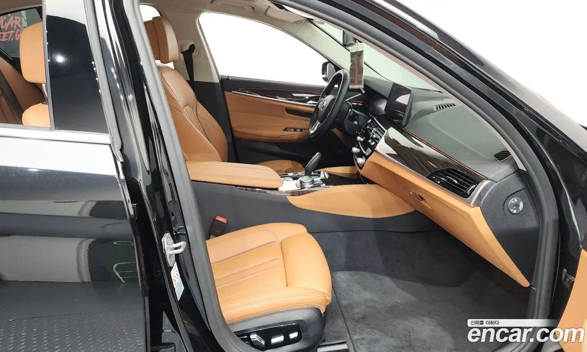 BMW 5 серия 2021 2.0 автомат (гидро), фото 16