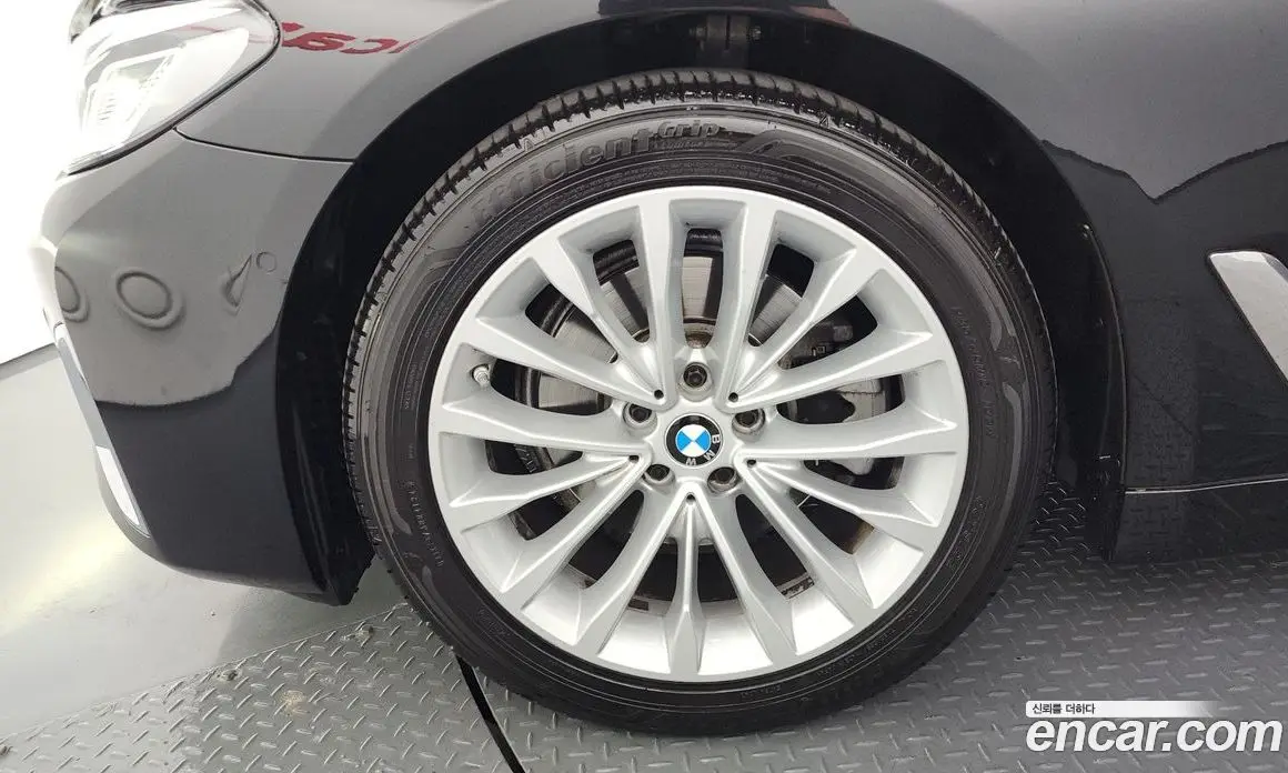 BMW 5 серия 2021 2.0 автомат (гидро), фото 5
