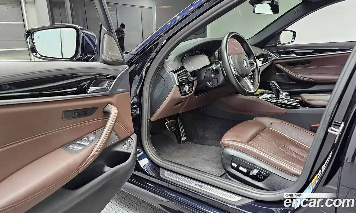BMW 5 серия 2022 2.0 автомат (гидро), фото 13