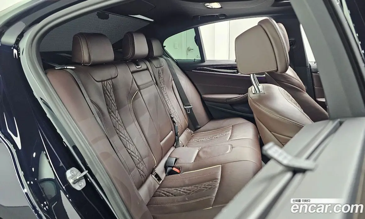 BMW 5 серия 2022 2.0 автомат (гидро), фото 17