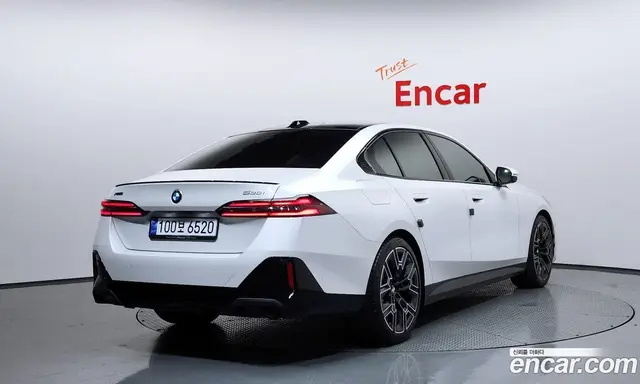 BMW 5 серия 2025 2.0 автомат (гидро), миниатюра 2