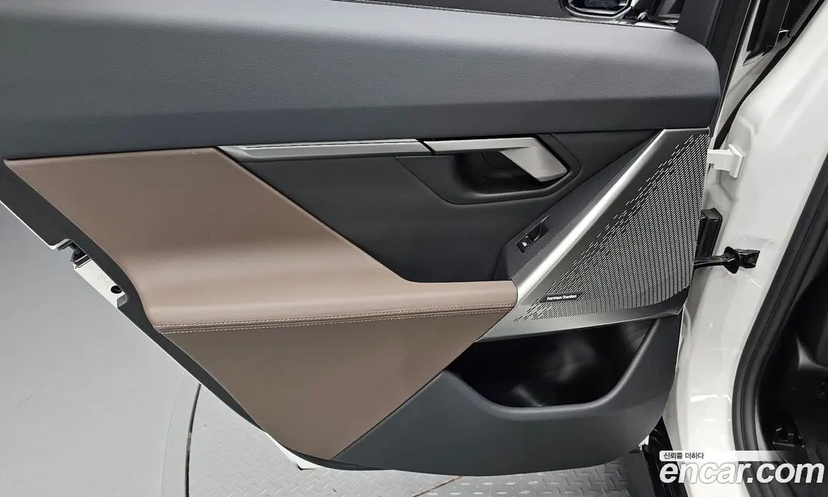 BMW 5 серия 2025 2.0 автомат (гидро), фото 15 BMW 5 серия 2025 2.0 автомат (гидро), фото 15