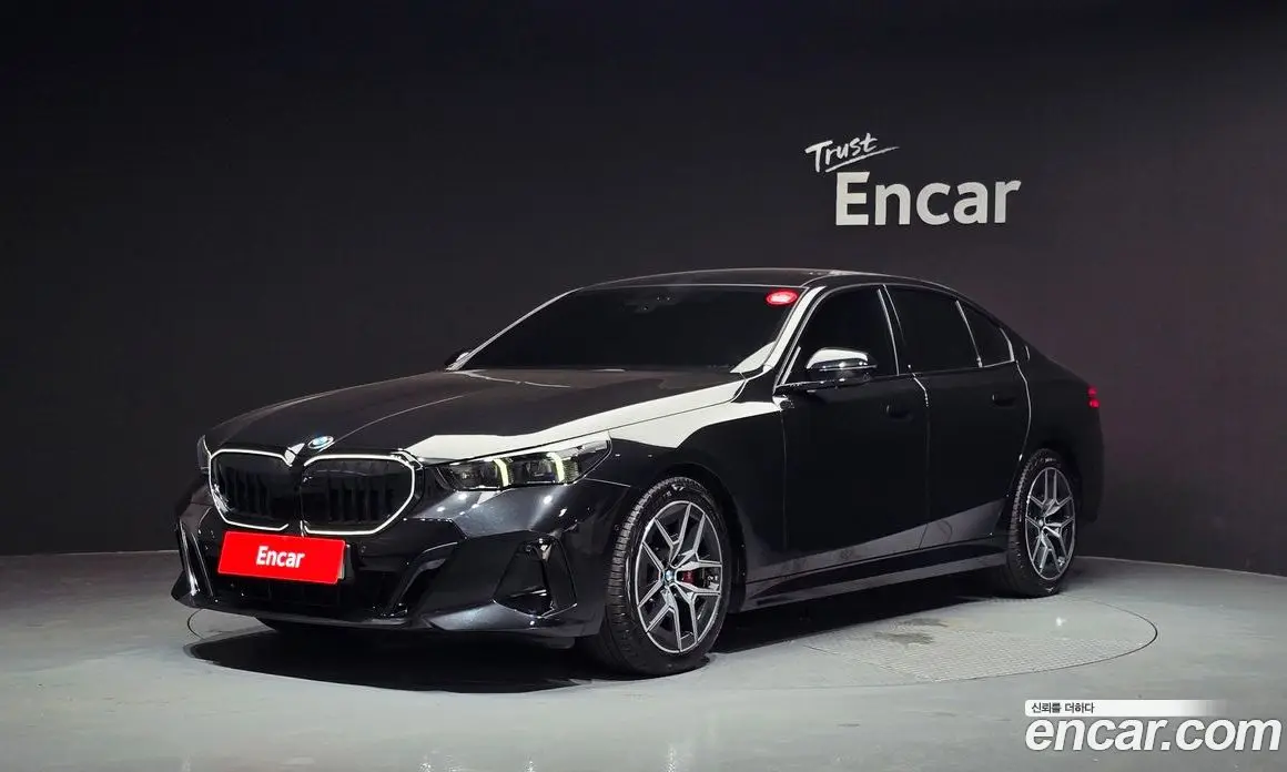 BMW 5 серия 2025 2.0 автомат (гидро), фото 1 BMW 5 серия 2025 2.0 автомат (гидро), фото 1