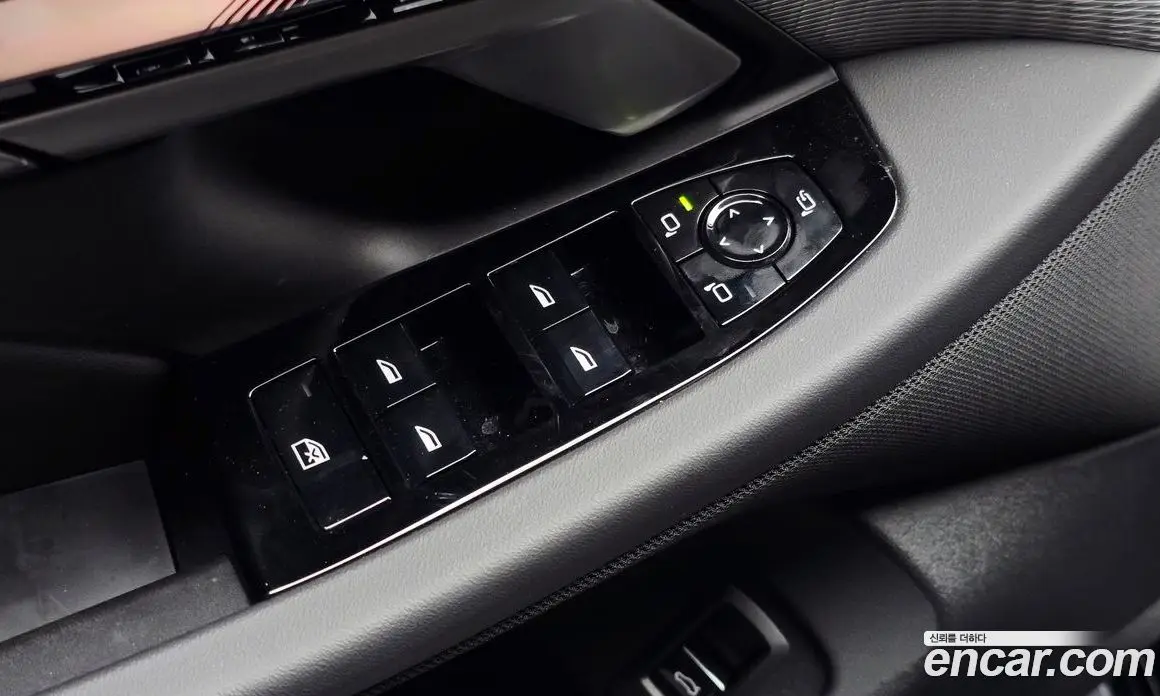 BMW 5 серия 2025 2.0 автомат (гидро), фото 15 BMW 5 серия 2025 2.0 автомат (гидро), фото 15
