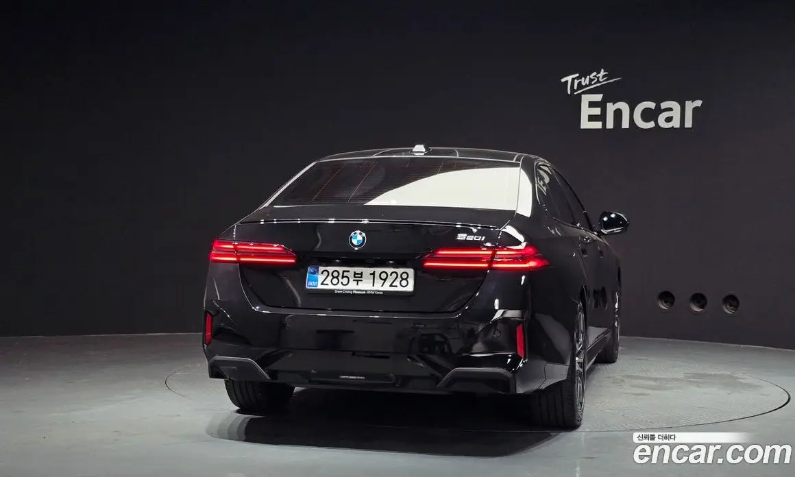 BMW 5 серия 2025 2.0 автомат (гидро), фото 4 BMW 5 серия 2025 2.0 автомат (гидро), фото 4