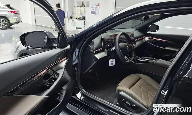 BMW 5 серия 2025 2.0 автомат (гидро), миниатюра 10 BMW 5 серия 2025 2.0 автомат (гидро), миниатюра 10