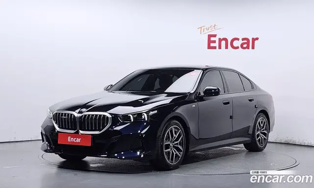 BMW 5 серия, 2025, 10 351 км