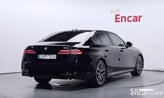 BMW 5 серия 2025 2.0 автомат (гидро), миниатюра 2