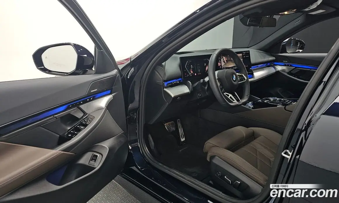 BMW 5 серия 2025 2.0 автомат (гидро), фото 13