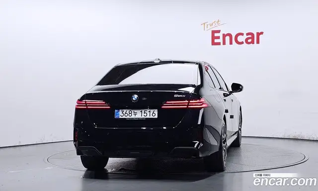 BMW 5 серия 2025 2.0 автомат (гидро), миниатюра 4