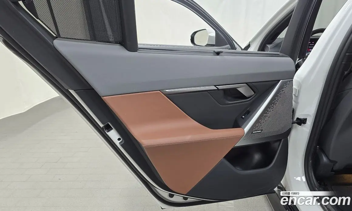 BMW 5 серия 2025 2.0 автомат (гидро), фото 15 BMW 5 серия 2025 2.0 автомат (гидро), фото 15