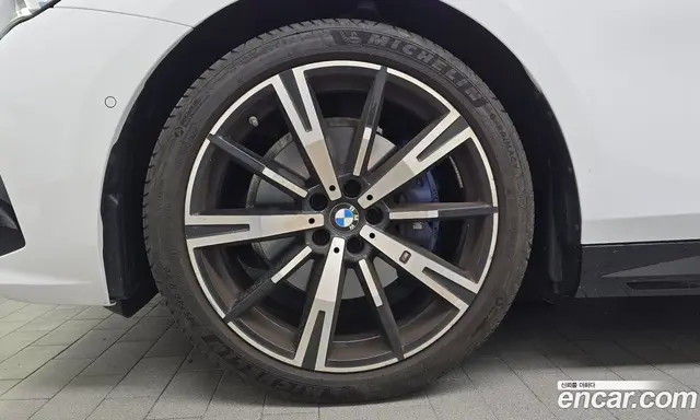BMW 5 серия 2025 2.0 автомат (гидро), миниатюра 5 BMW 5 серия 2025 2.0 автомат (гидро), миниатюра 5