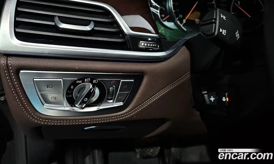 BMW 7 серия 2016 3.0 автомат (гидро), фото 18