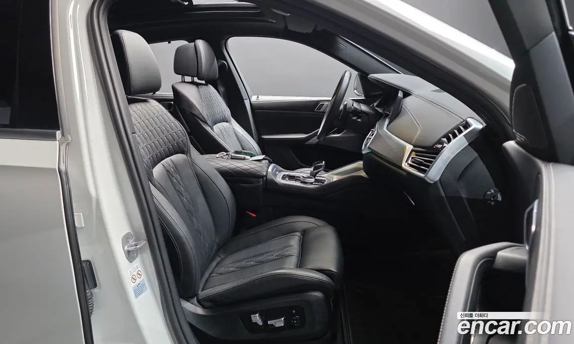 BMW X6 2023 3.0 автомат (гидро), фото 16