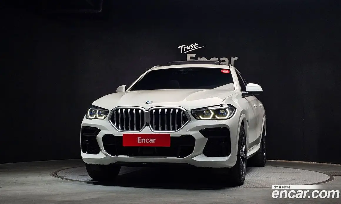 BMW X6 2023 3.0 автомат (гидро), фото 3