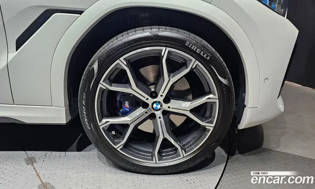 BMW X6 2023 3.0 автомат (гидро), миниатюра 7