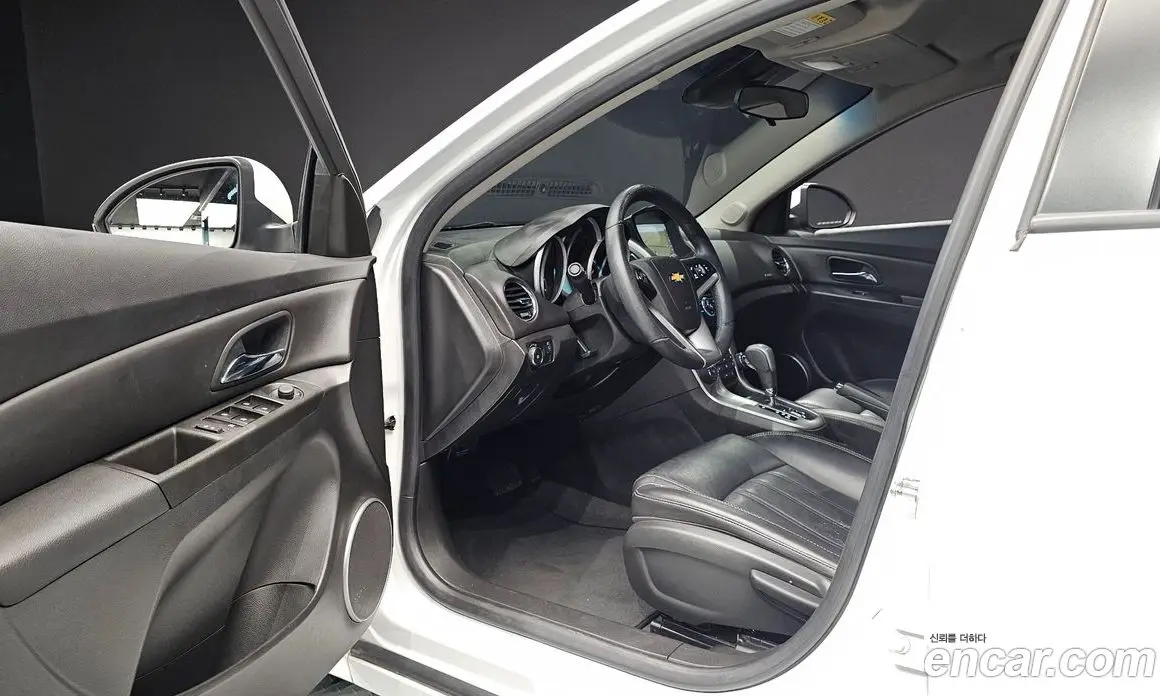 Chevrolet Cruze 2016 1.8 автомат (гидро), фото 13