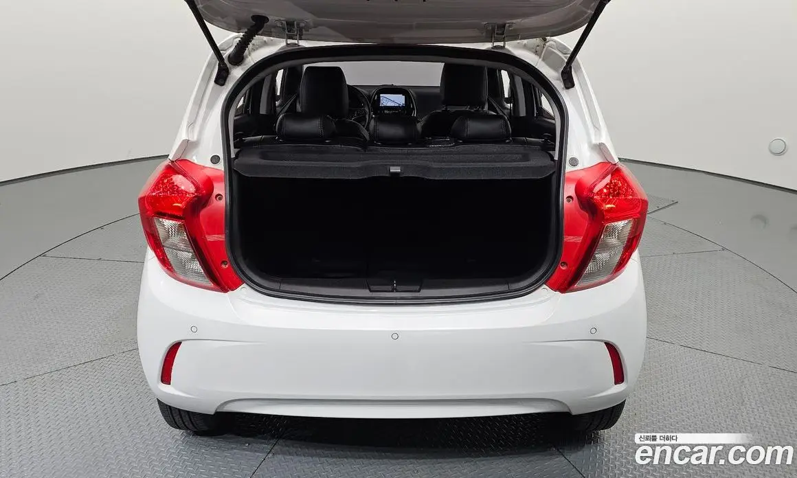 Chevrolet Spark 2016 1.0 автомат (гидро), фото 23