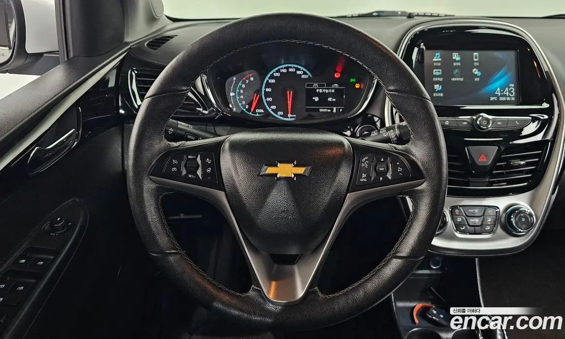 Chevrolet Spark 2016 1.0 автомат (гидро), фото 14