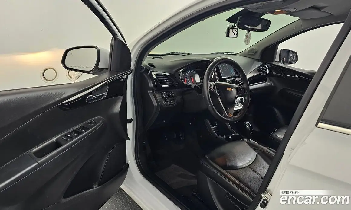 Chevrolet Spark 2016 1.0 автомат (гидро), фото 10