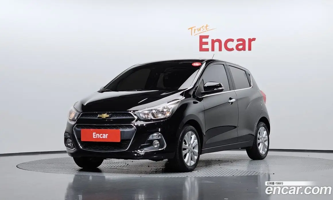 Chevrolet Spark 2016 1.0 автомат (гидро), фото 1