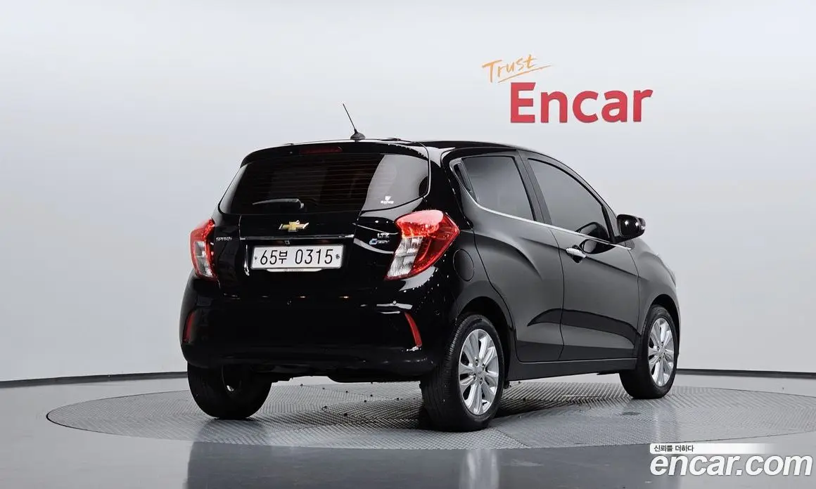 Chevrolet Spark 2016 1.0 автомат (гидро), фото 2
