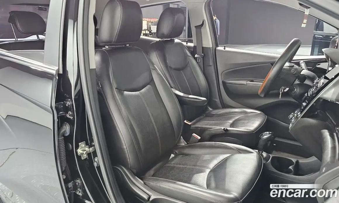 Chevrolet Spark 2016 1.0 автомат (гидро), фото 17