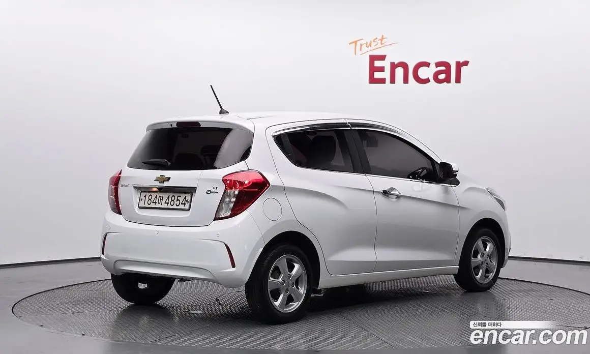 Chevrolet Spark 2017 1.0 автомат (гидро), фото 2