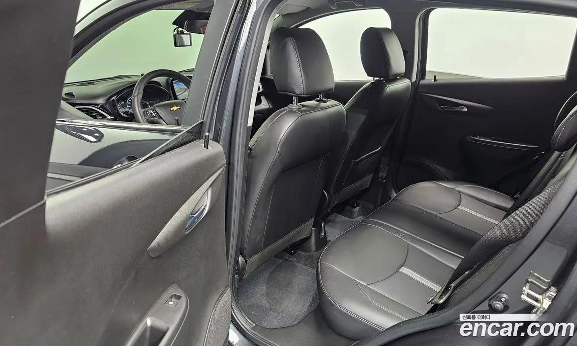 Chevrolet Spark 2019 1.0 автомат (гидро), фото 11