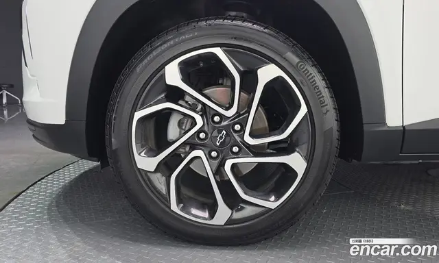 Chevrolet Trax 2024 1.2 автомат (гидро), миниатюра 4