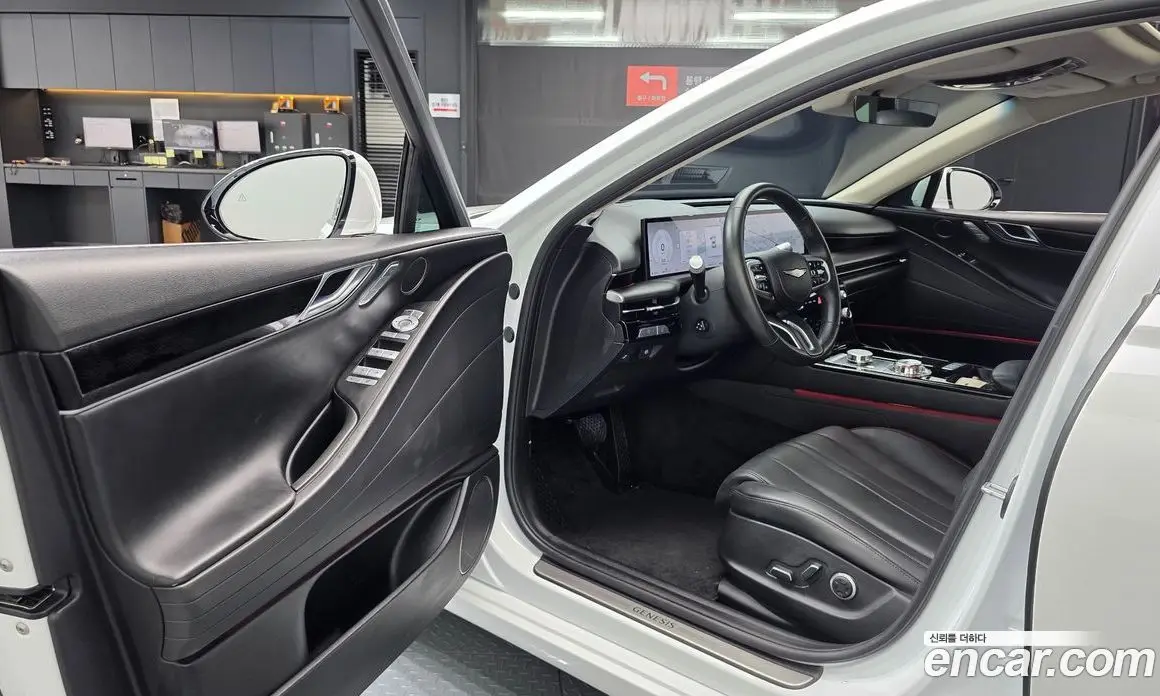 Genesis G80 2024 2.5 автомат (гидро), фото 13