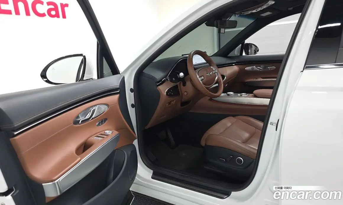 Genesis GV70 2021 2.5 автомат (гидро), фото 13 Genesis GV70 2021 2.5 автомат (гидро), фото 13