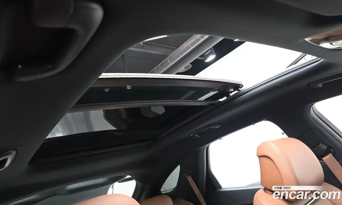 Genesis GV70 2021 2.5 автомат (гидро), фото 24 Genesis GV70 2021 2.5 автомат (гидро), фото 24