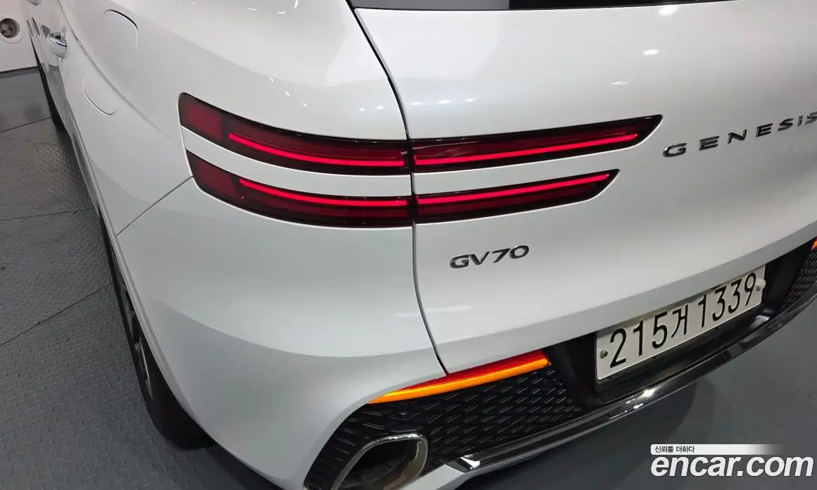 Genesis GV70 2021 2.5 автомат (гидро), фото 9 Genesis GV70 2021 2.5 автомат (гидро), фото 9