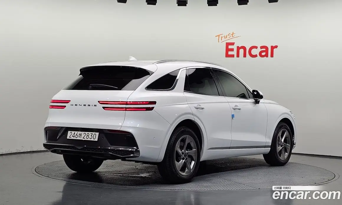 Genesis GV70 2026 2.5 автомат (гидро), фото 2