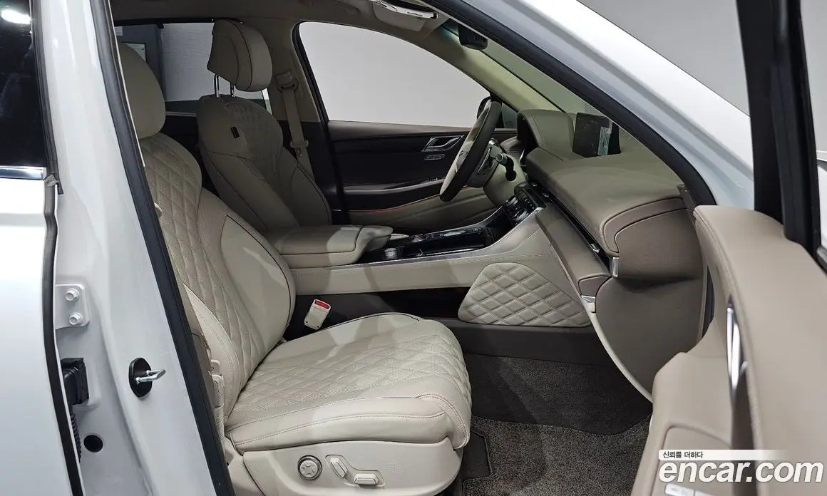 Genesis GV80 2022 2.5 автомат (гидро), фото 13 Genesis GV80 2022 2.5 автомат (гидро), фото 13
