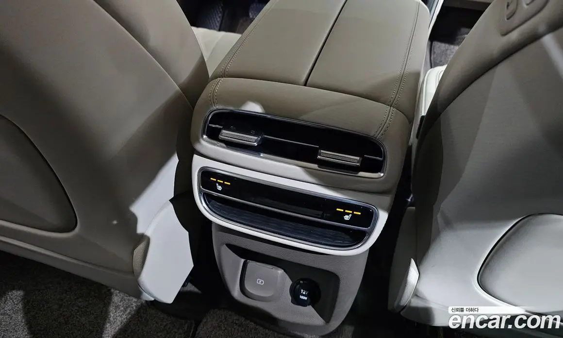 Genesis GV80 2022 2.5 автомат (гидро), фото 31 Genesis GV80 2022 2.5 автомат (гидро), фото 31