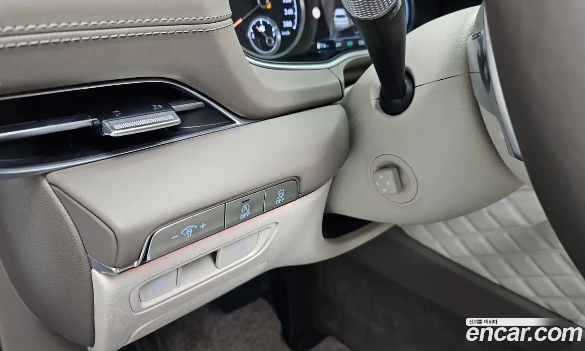 Genesis GV80 2022 2.5 автомат (гидро), фото 32 Genesis GV80 2022 2.5 автомат (гидро), фото 32