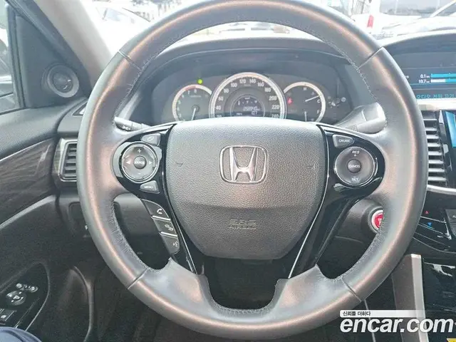 Honda Accord 2016 2.4 автомат (гидро), миниатюра 8 Honda Accord 2016 2.4 автомат (гидро), миниатюра 8