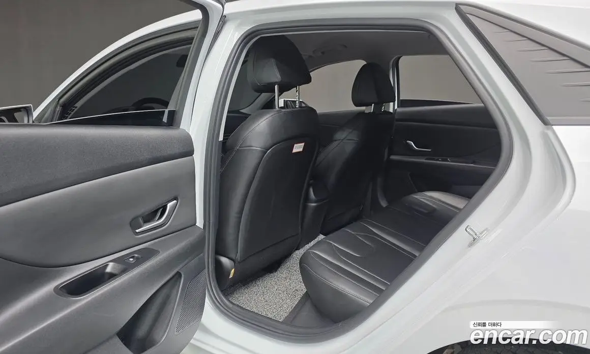 Hyundai Avante 2022 1.6 автомат (гидро), фото 24 Hyundai Avante 2022 1.6 автомат (гидро), фото 24