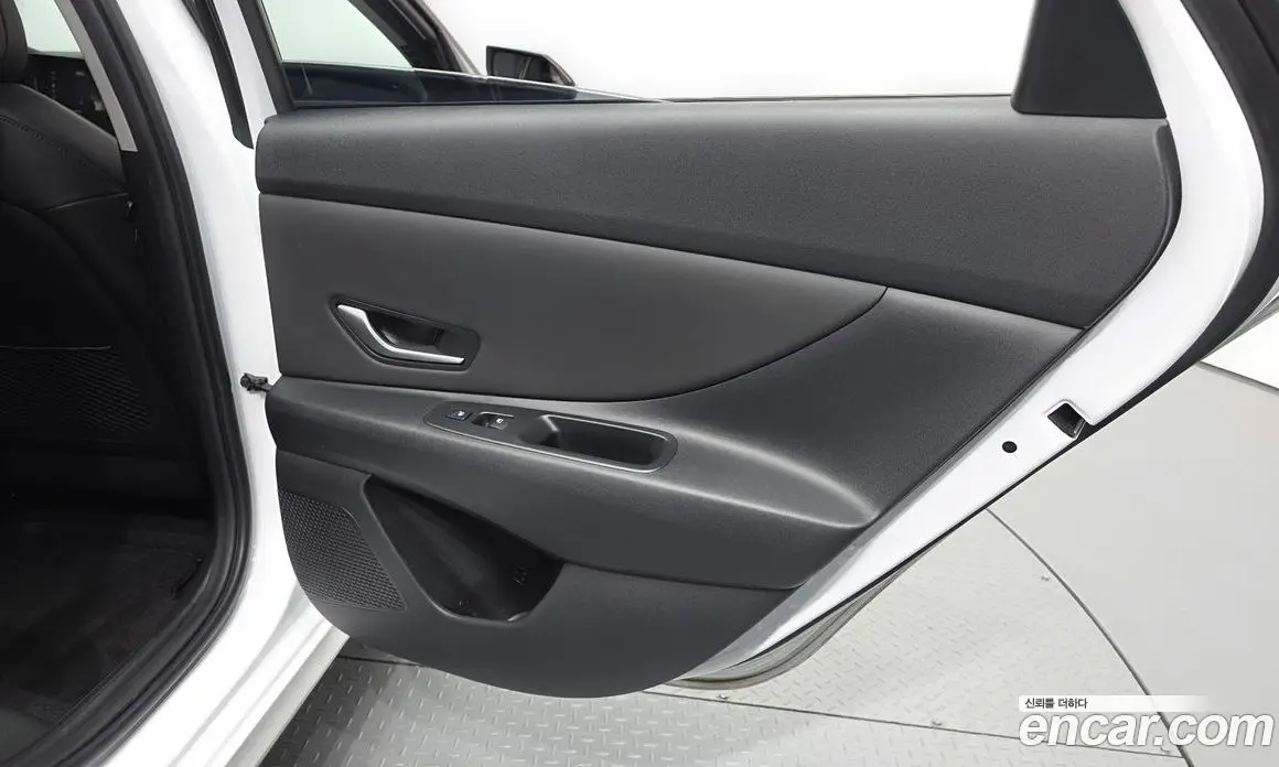 Hyundai Avante 2023 1.6 автомат (гидро), фото 15 Hyundai Avante 2023 1.6 автомат (гидро), фото 15