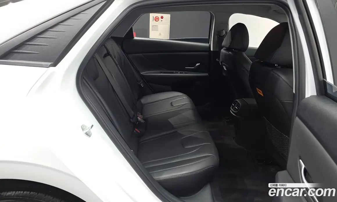 Hyundai Avante 2023 1.6 автомат (гидро), фото 18 Hyundai Avante 2023 1.6 автомат (гидро), фото 18