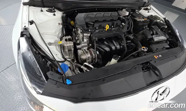 Hyundai Avante 2023 1.6 автомат (гидро), миниатюра 6 Hyundai Avante 2023 1.6 автомат (гидро), миниатюра 6