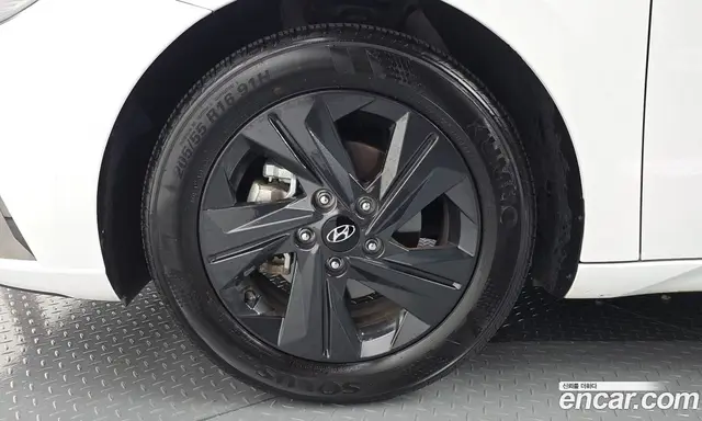 Hyundai Avante 2023 1.6 автомат (гидро), миниатюра 7 Hyundai Avante 2023 1.6 автомат (гидро), миниатюра 7