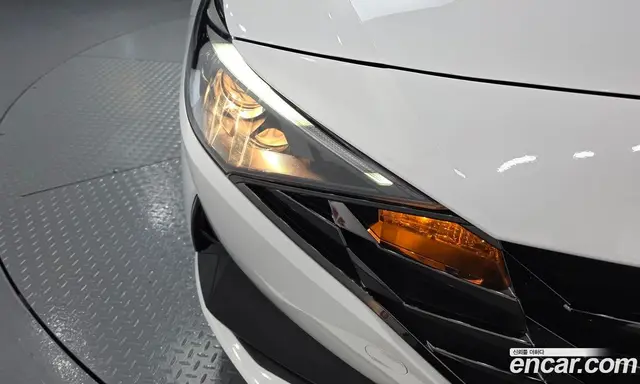 Hyundai Avante 2023 1.6 автомат (гидро), миниатюра 8 Hyundai Avante 2023 1.6 автомат (гидро), миниатюра 8
