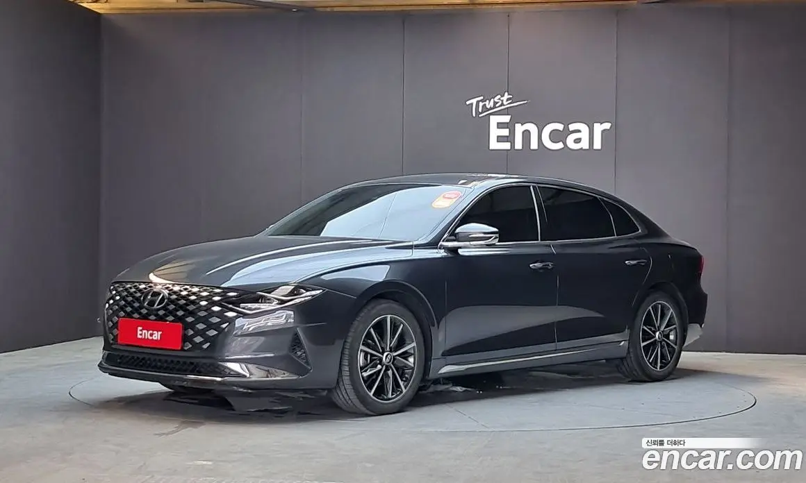 Hyundai Grandeur 2022 2.5 автомат (гидро), фото 1 Hyundai Grandeur 2022 2.5 автомат (гидро), фото 1
